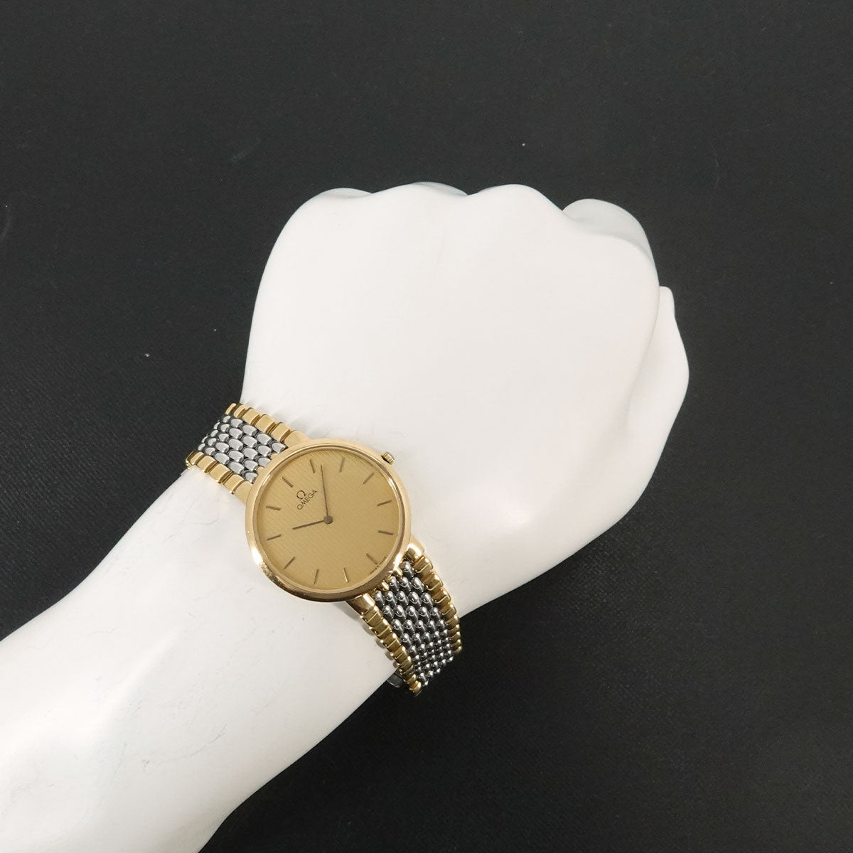 DeVile 1378 Quartz Gold Dial Mens Watch