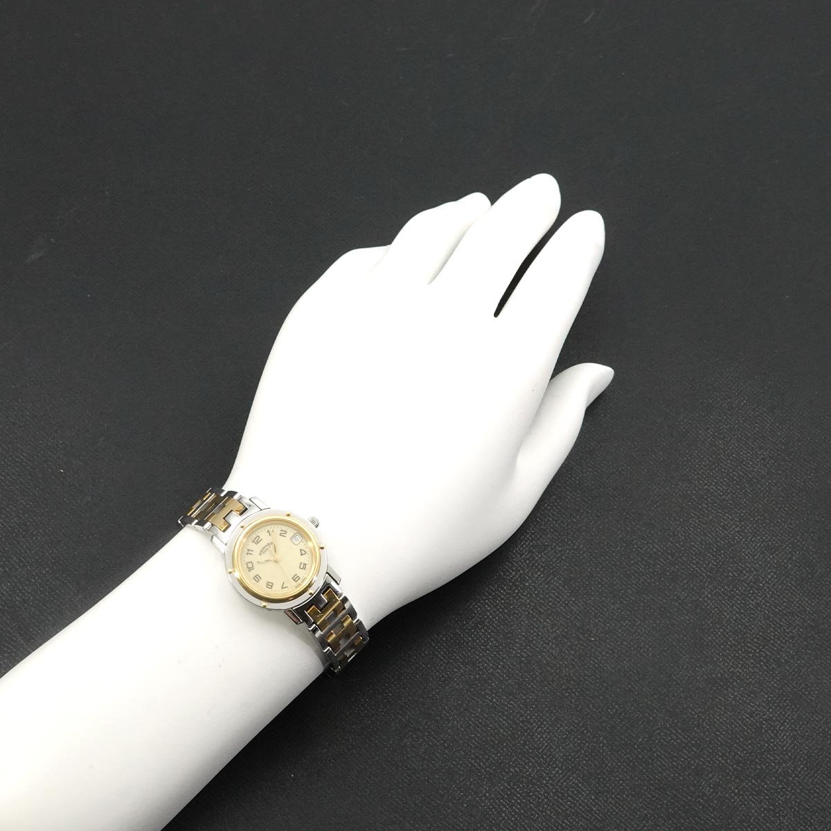 Clipper Two Tone CL4 220 Quartz Date cream Dial Ladies Watch