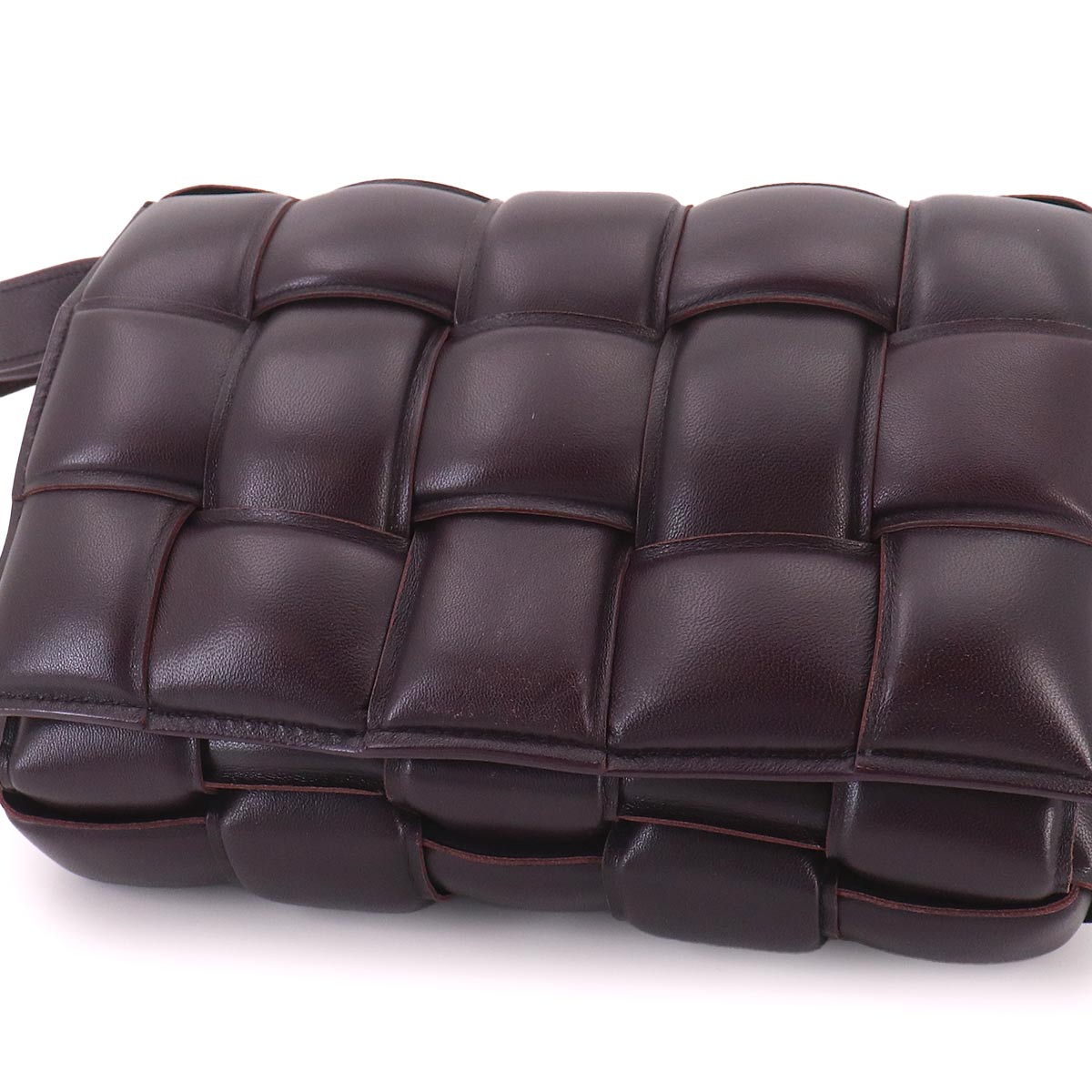 Intrecciato Padded Cassette Shoulder Bag Purple 591970