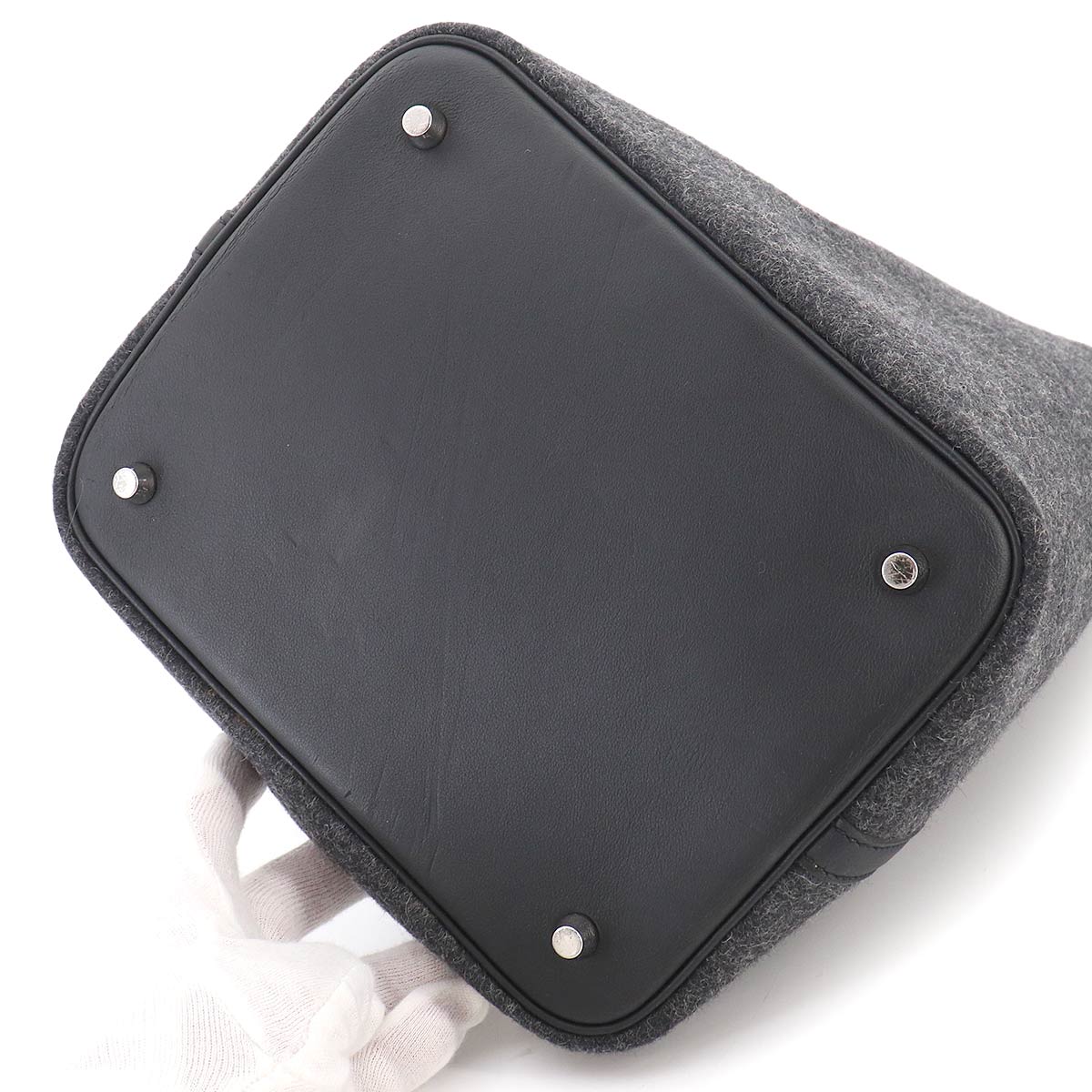 Picotin Lock MM Hand Bag Felt Veau Swift Graphite Black