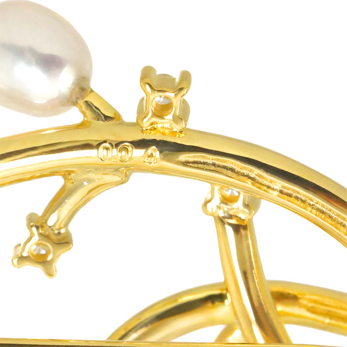 Freshwater cultured pearl Diamond 0.04ct Brooch 18K YG 750
