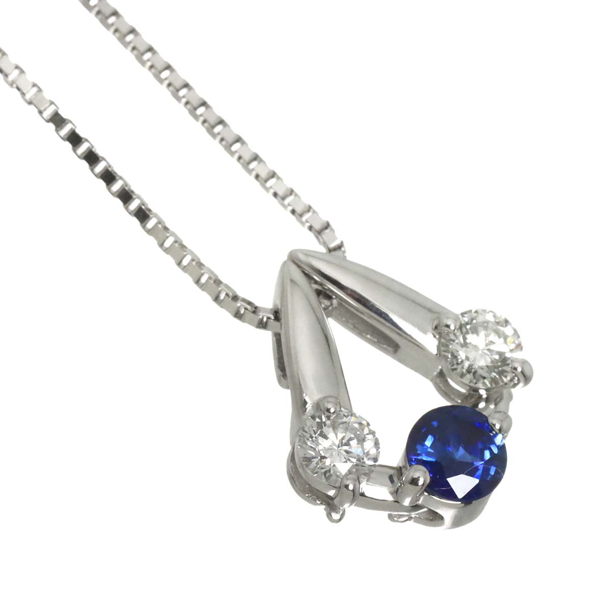 Sapphire 0.26ct Diamond 0.30ct Necklace 18K WG 750
