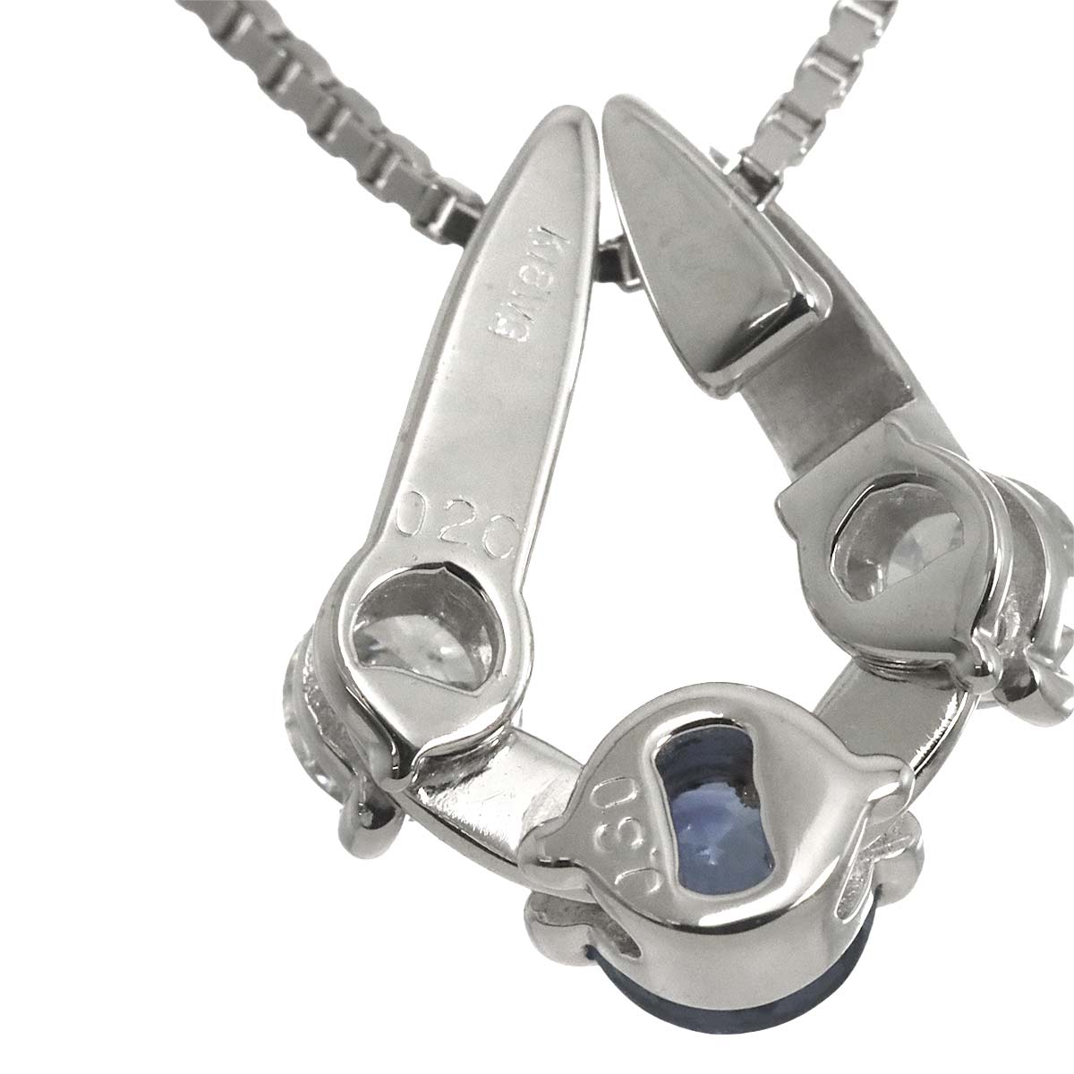 Sapphire 0.26ct Diamond 0.30ct Necklace 18K WG 750