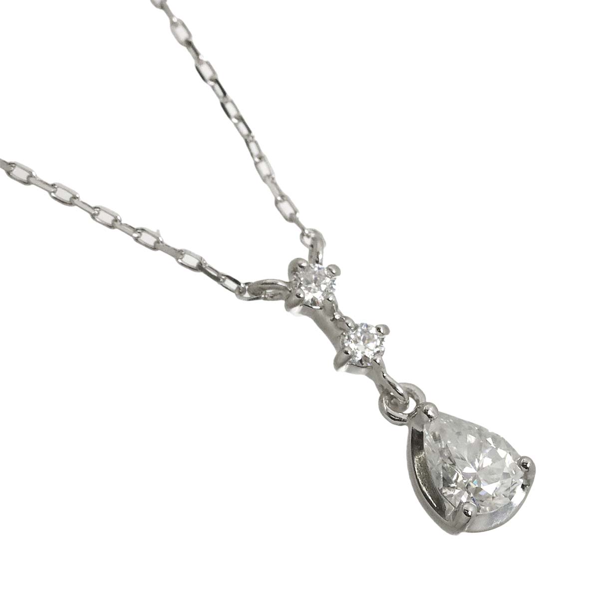 Diamond Necklace 18K White Gold 750
