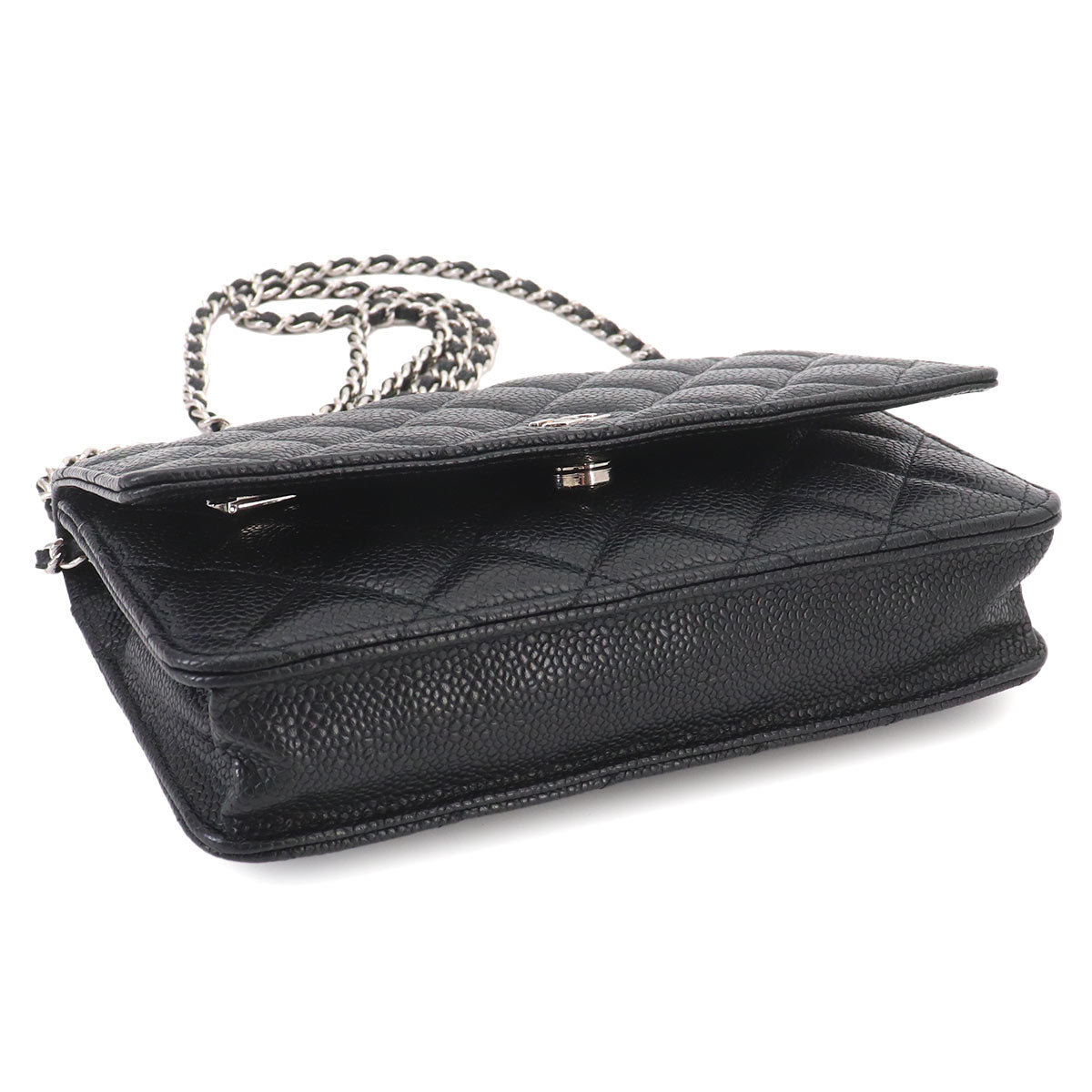 Matelasse Classic Chain Wallet Leather Black AP0250