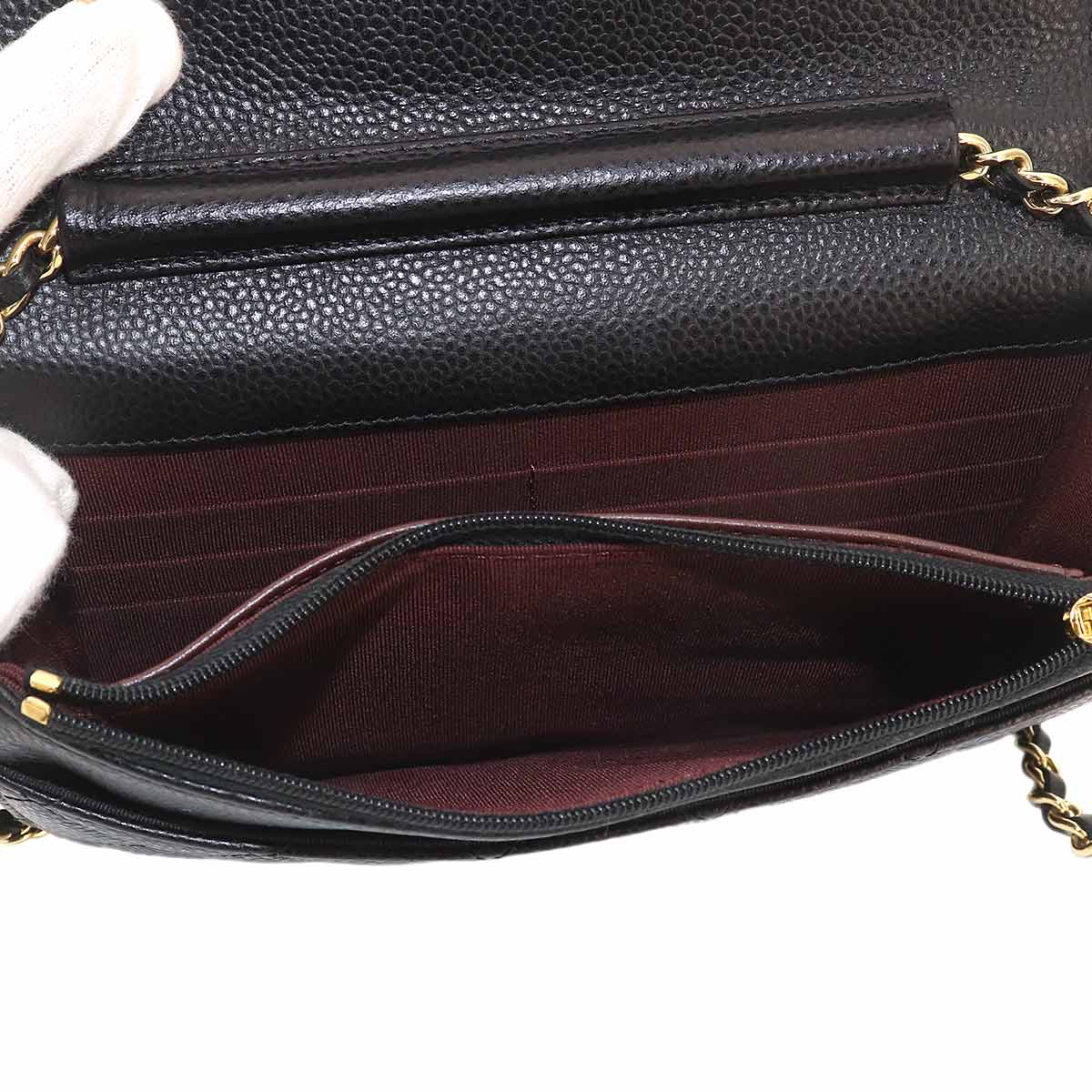 Matelasse Classic Chain Wallet Leather Black AP0250