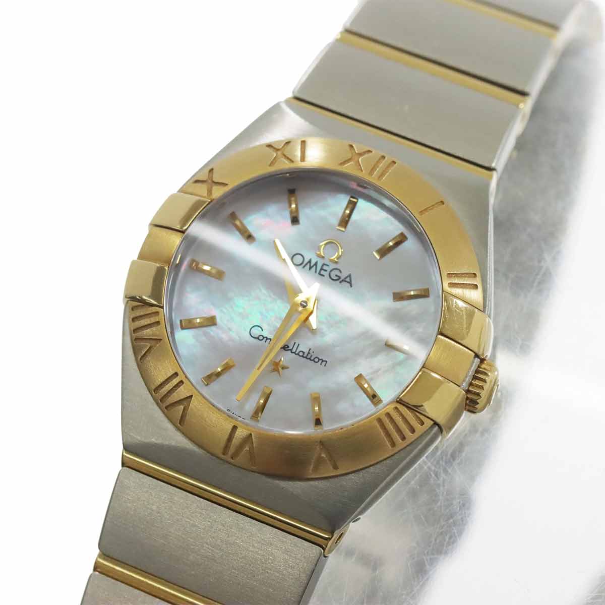 Constellation 123 20 24 60 05 002 750 YG Ladies Watch