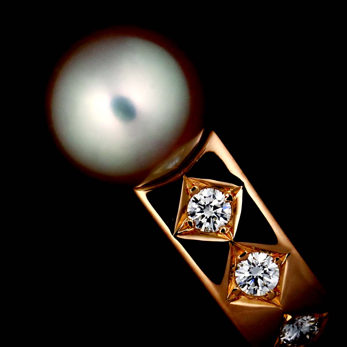 Akoya Pearl Diamond 0.06ct/0.06ct Earrings Clip on 18K PG 750