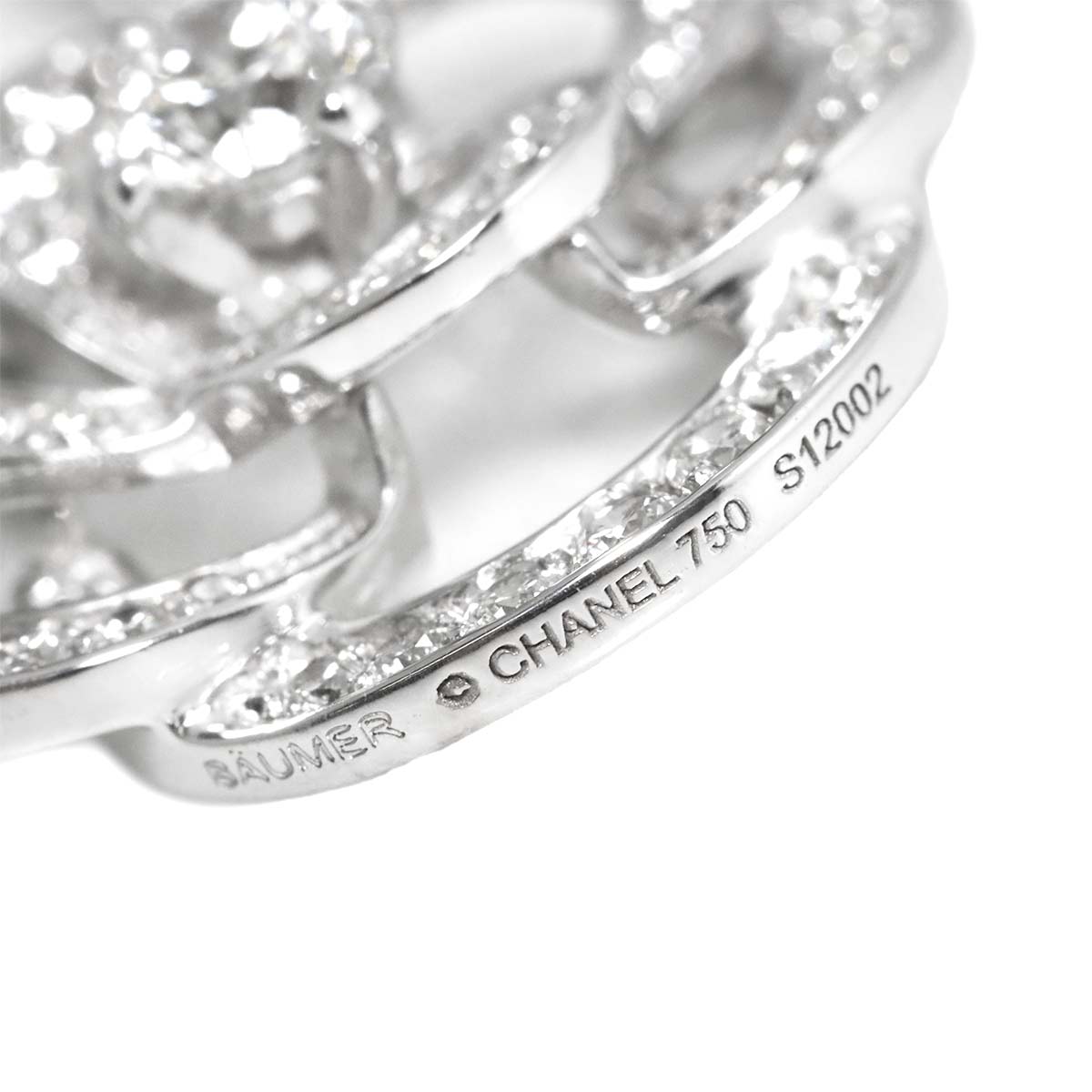 Camelia Necklace MM Diamond 18K White Gold 750