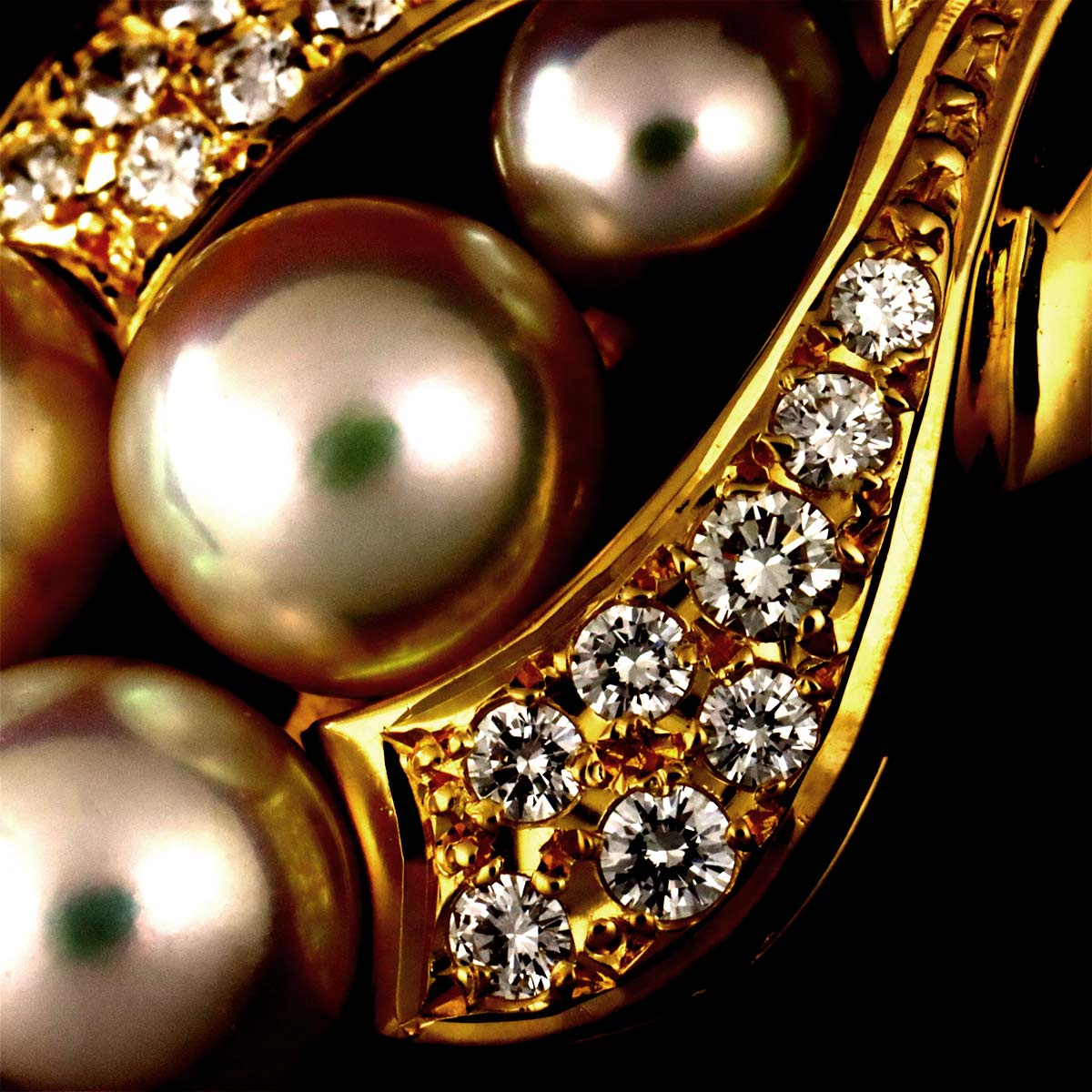 Akoya Pearl 7.5-4.9mm Diamond Pendant Top 18K YG 750