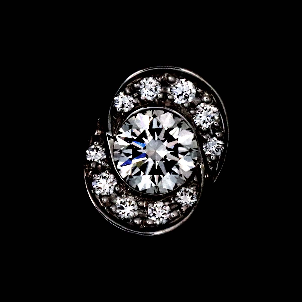 Incontro d'Amore Diamond Earrings Pierced 18K White Gold 750