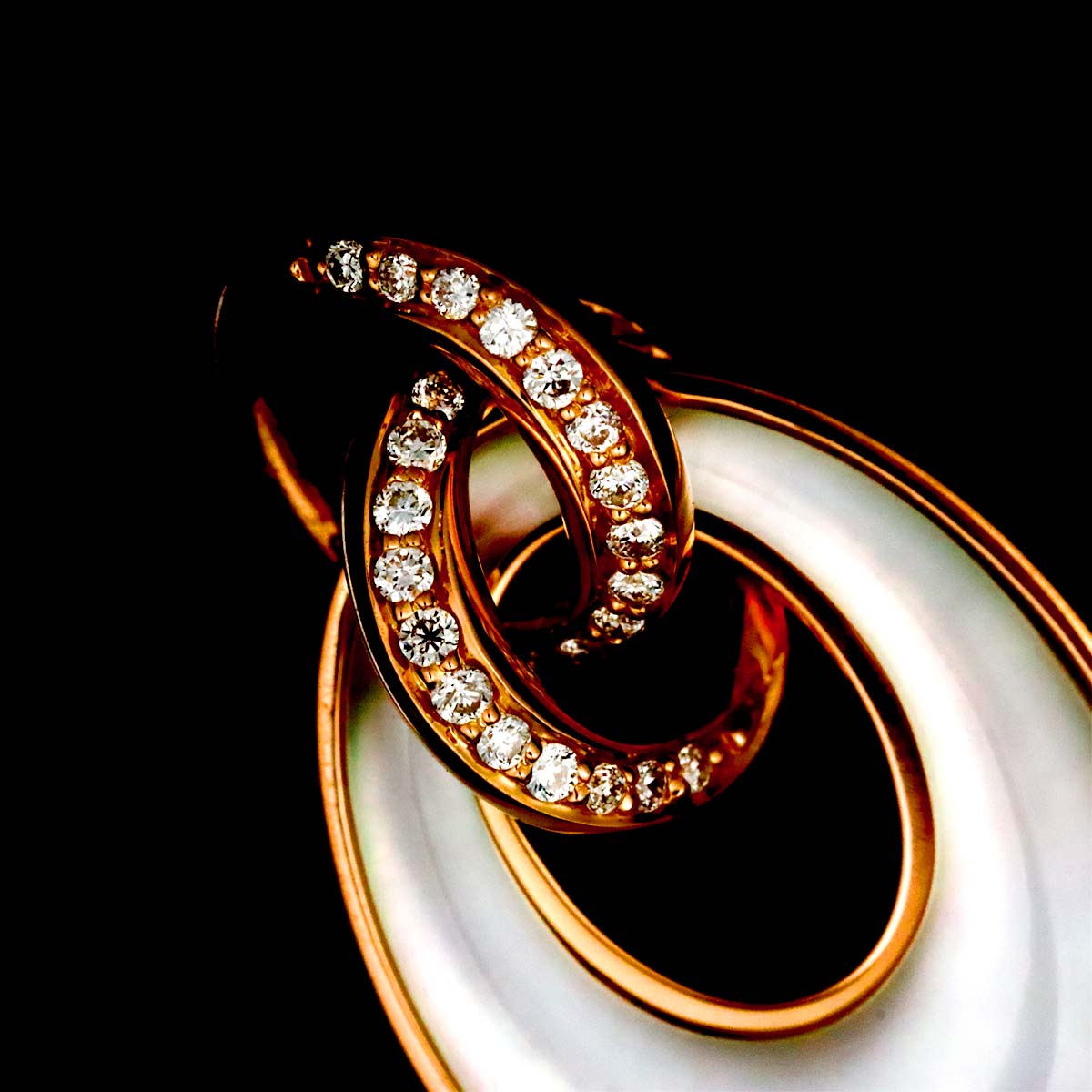 Liens MOP Diamond Earrings Pierced 18K Pink Gold 750