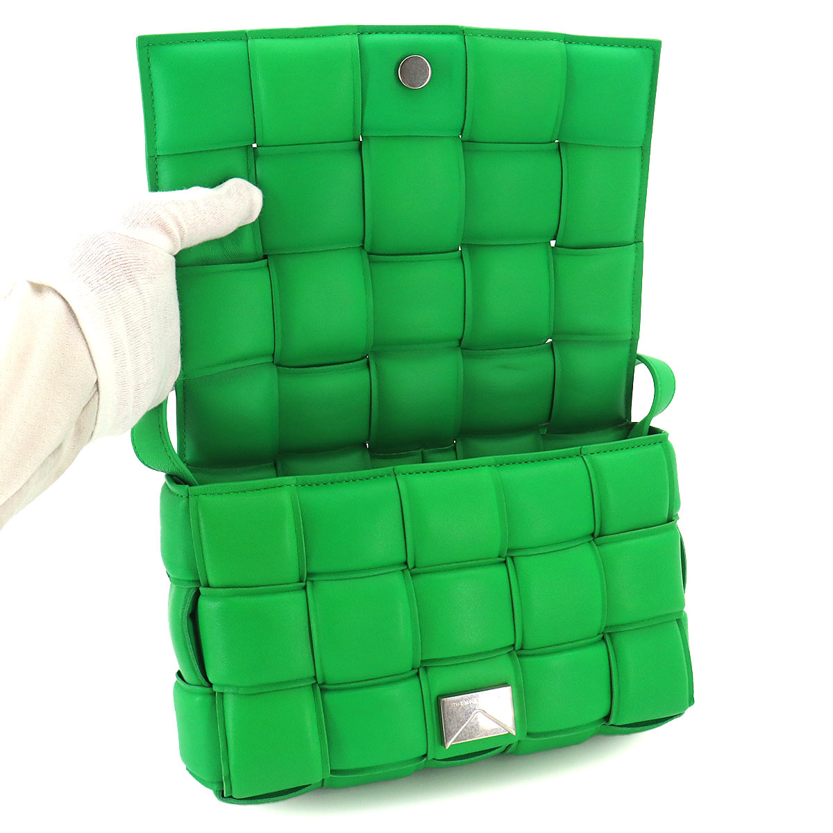 Intrecciato Padded Cassette Shoulder Bag Green