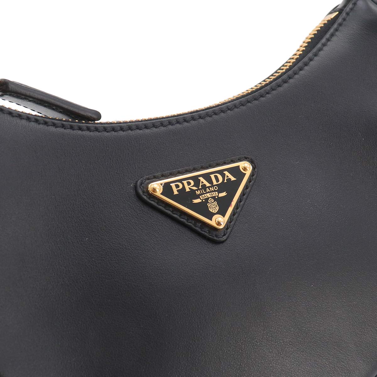 Arche Small Hand Bag Leather Black 1BC194 Purse