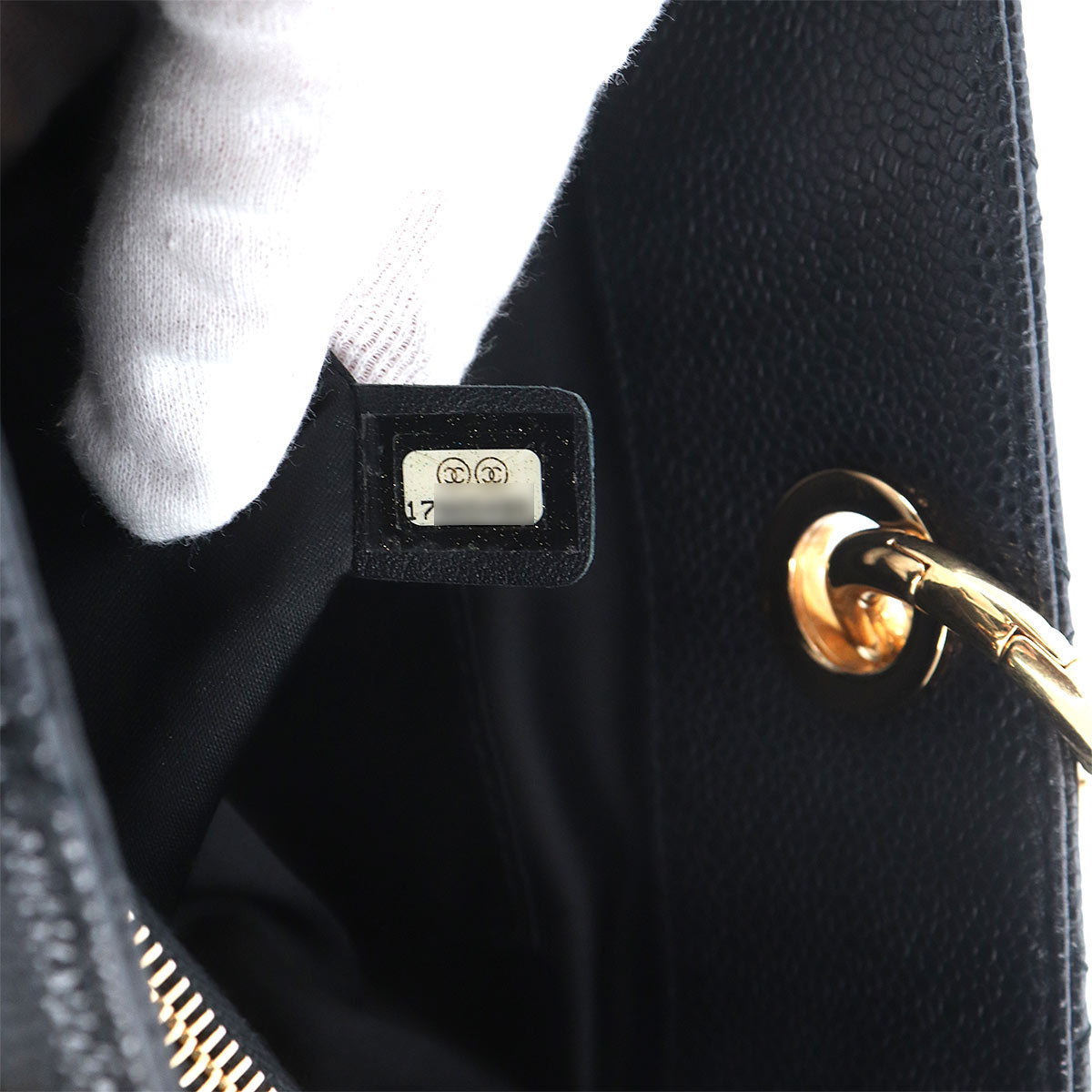 Matelasse Grand Shopping Tote Bag Leather Black GST A50995