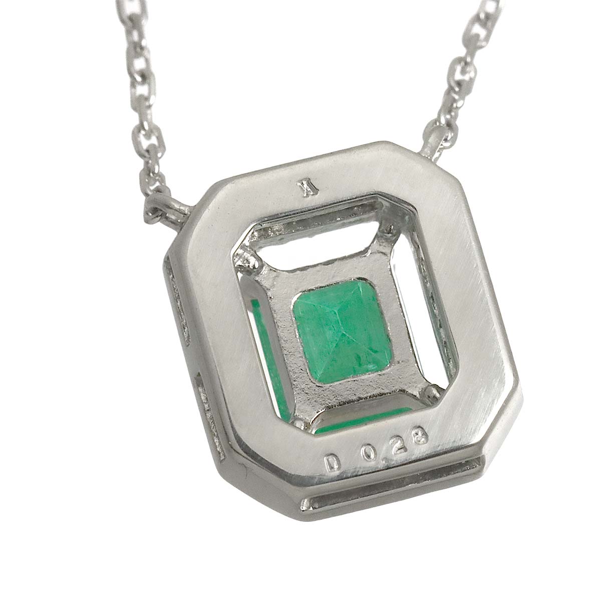 Emerald Diamond 0.28ct Necklace Platinum