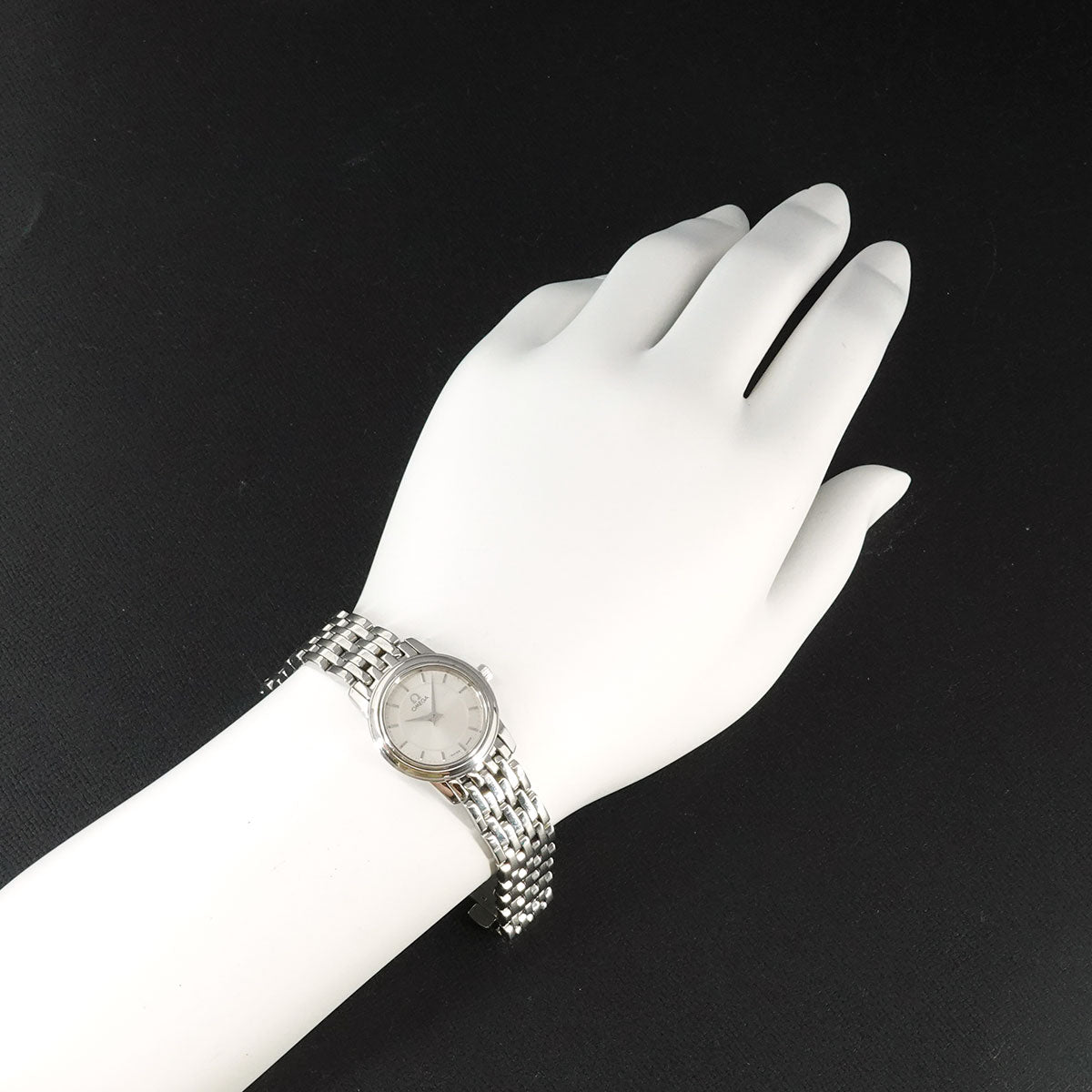 De Ville Prestige 4570.31 Quartz Silver Dial Ladies Watch
