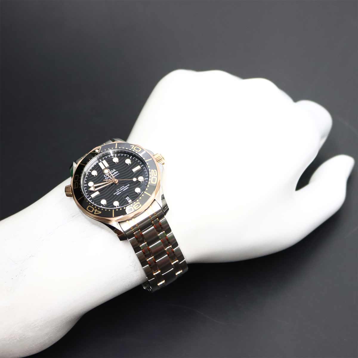 Seamaster Diver300 Co-axial 210 20 42 20 01 001 Automatic