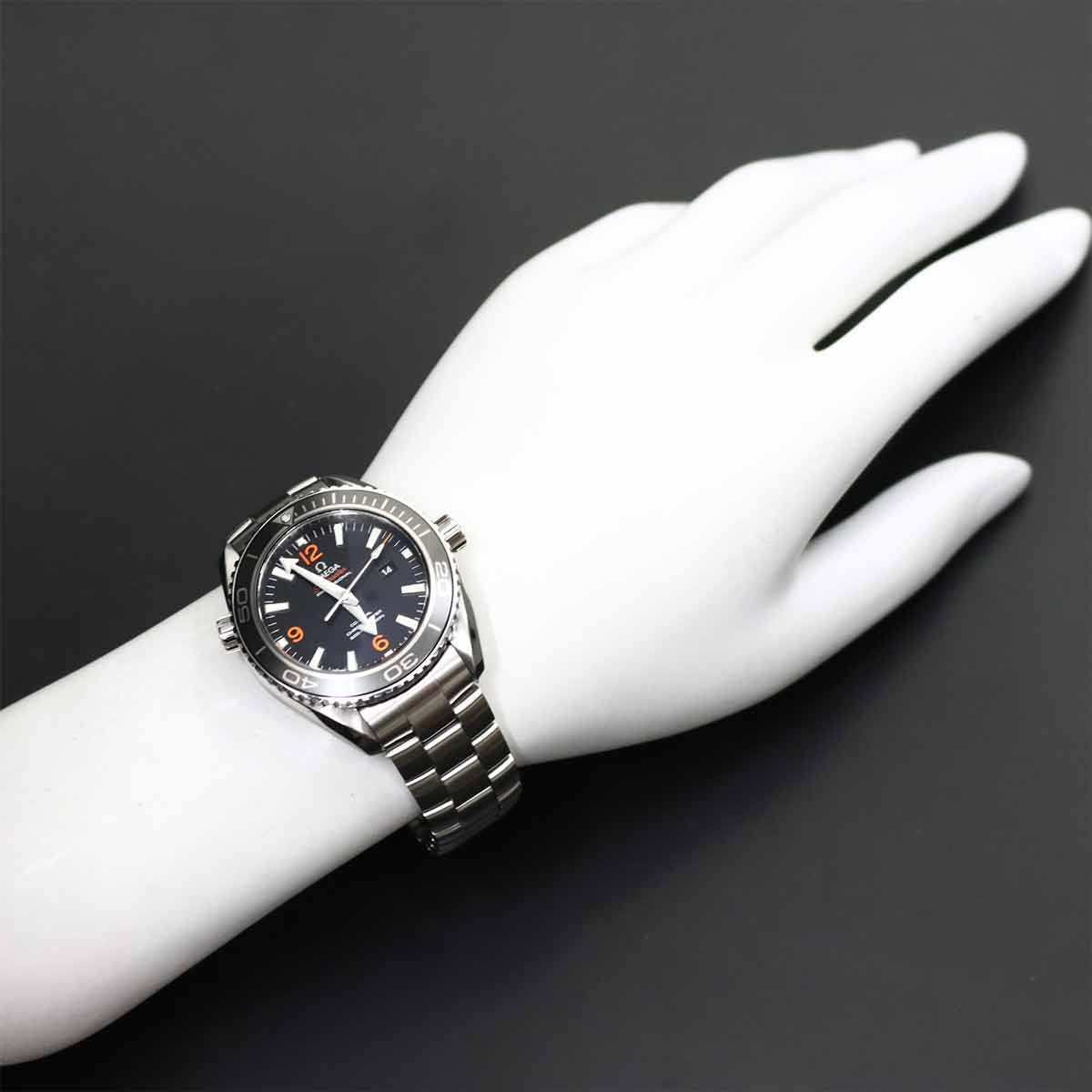 Seamaster Planet Ocean 232.30.38.20.01.002 Black Dial Watch