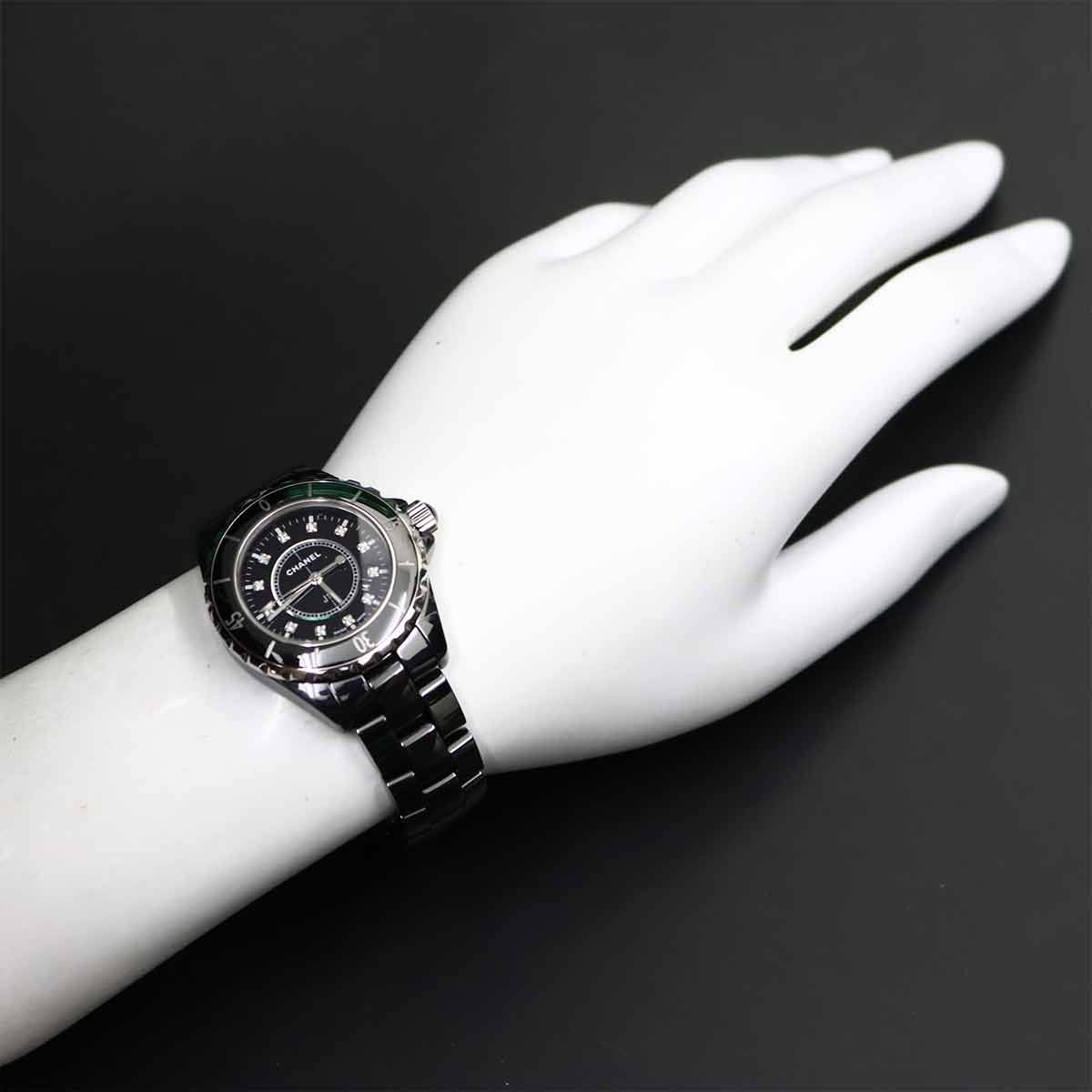 J12 H1625 12P Diamond Quartz Black Dial Ladies Watch