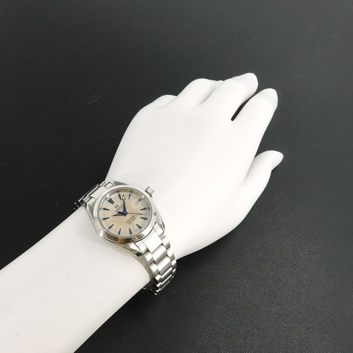 Seamaster Aqua Terra 2577.70 Date White Shell Dial Ladies