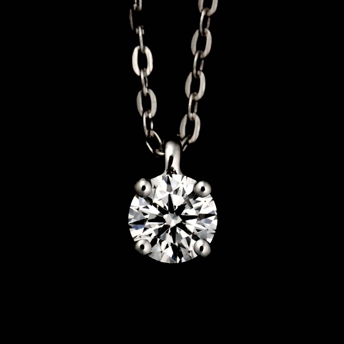 Veramore Diamond Necklace 18K WG 750