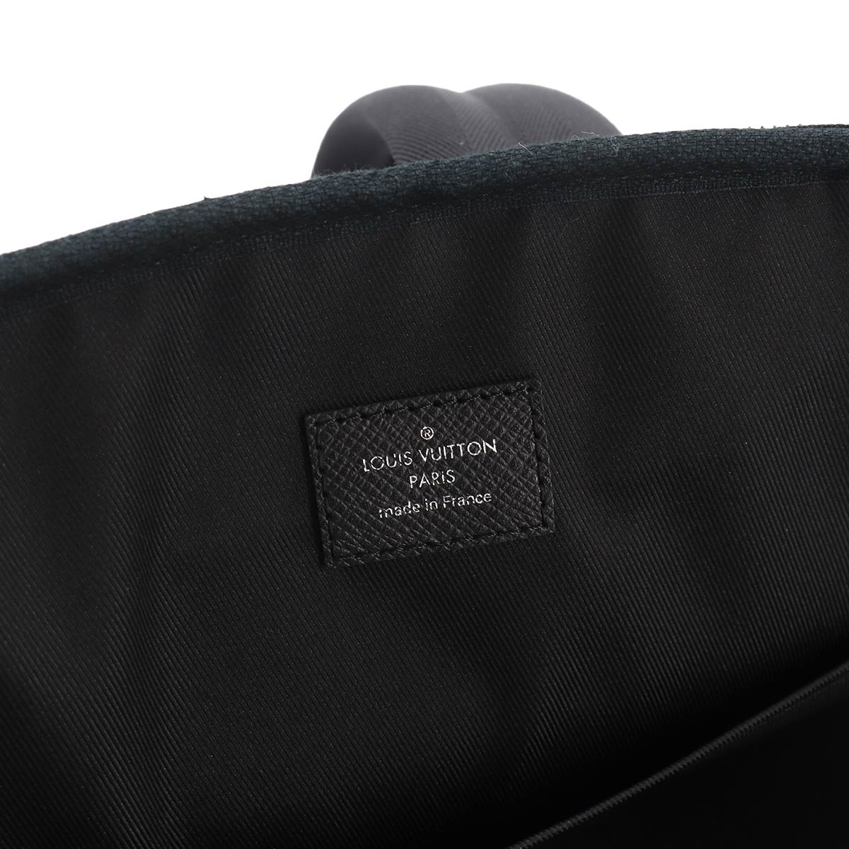 Taiga Avenue Backpack Leather Noir M30977 Black Purse