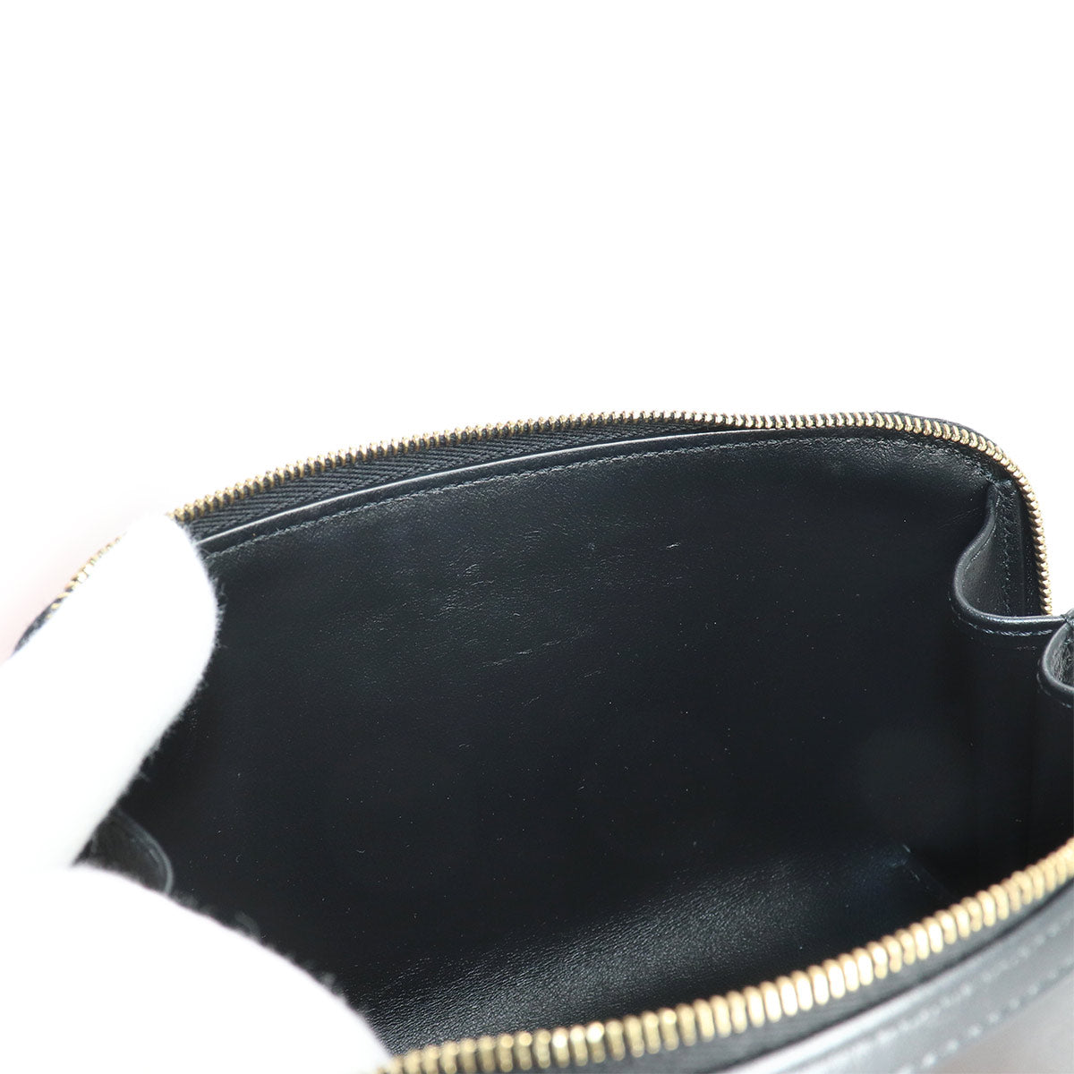 Clutch on Chain Cuir Triomphe Shoulder Bag Leather Black