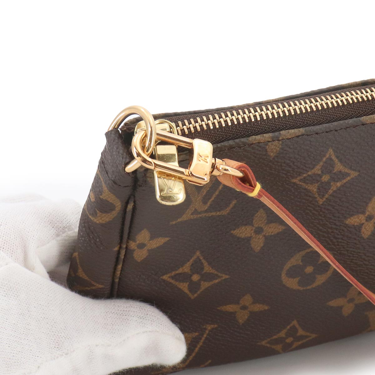 Monogram Pochette Accessoires Hand Bag Pouch Brown M51980