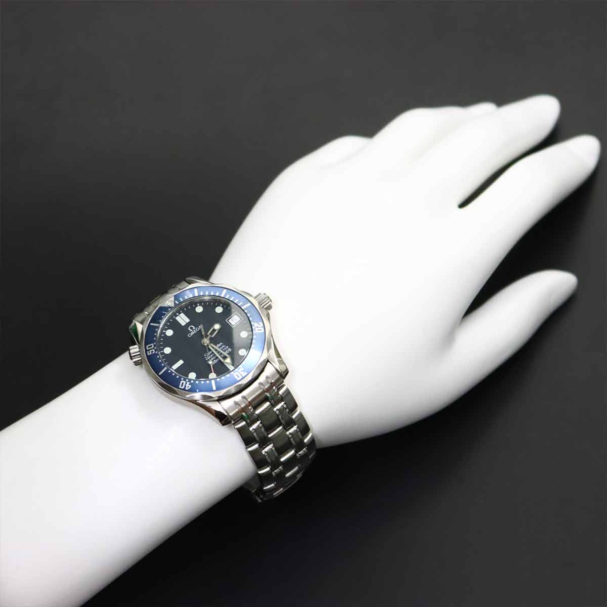 Seamaster professional 2551 80 Date Navy Dial Boys Watch