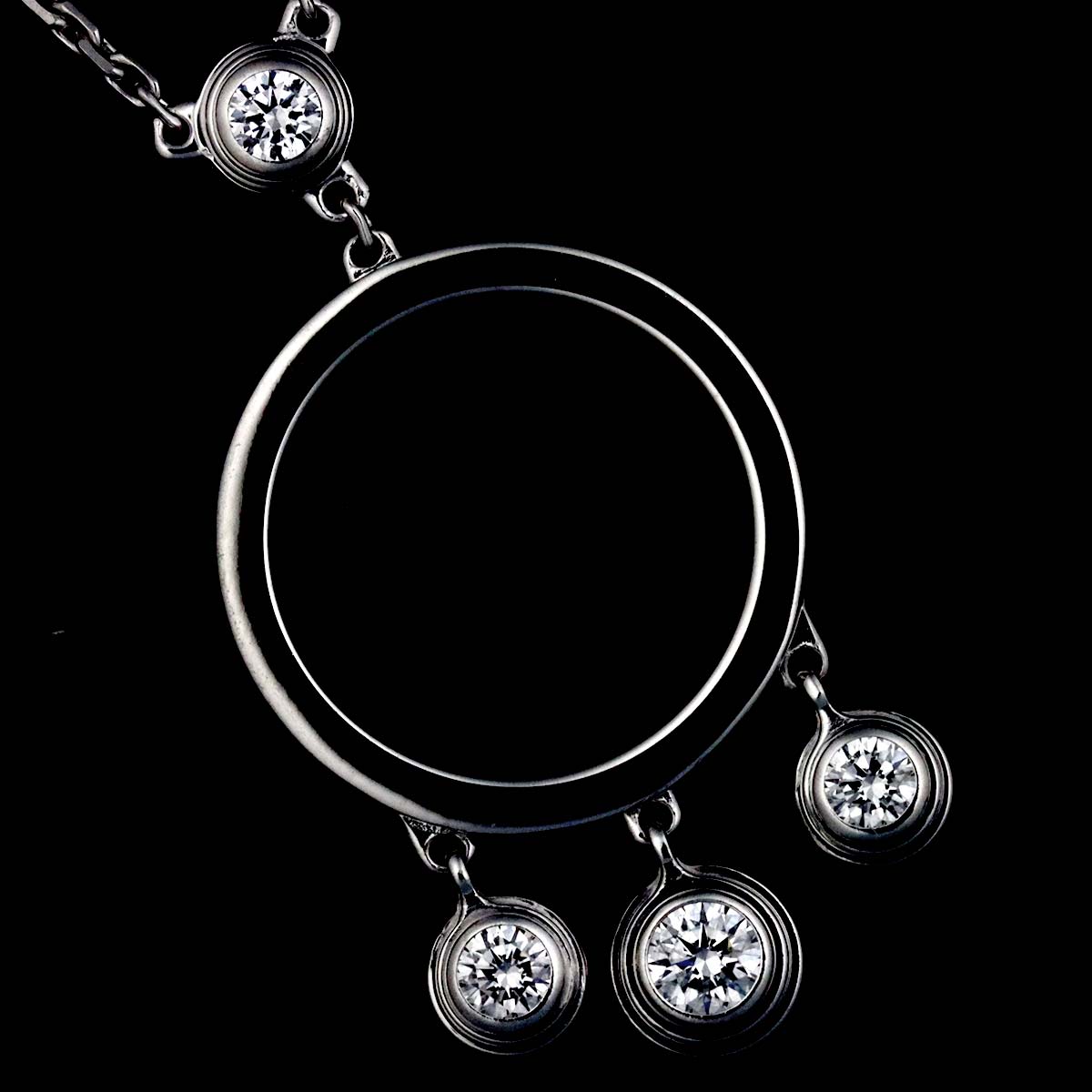 Diamant Leger Diamond Necklace 18K White Gold 750