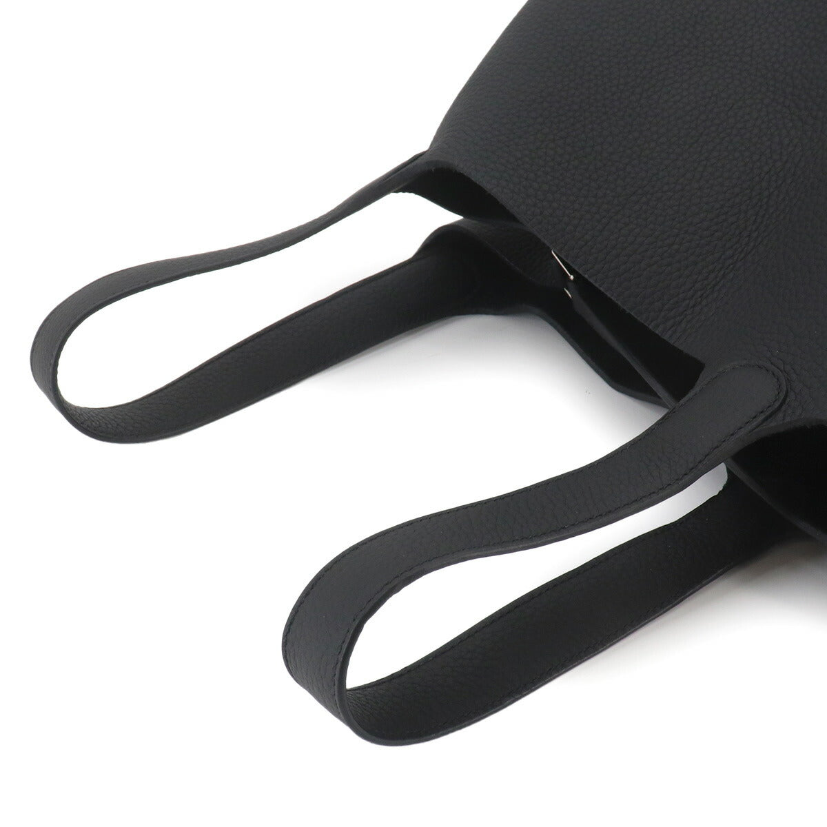 Picotin Lock MM Hand Bag Taurillon Clemence Black Purse