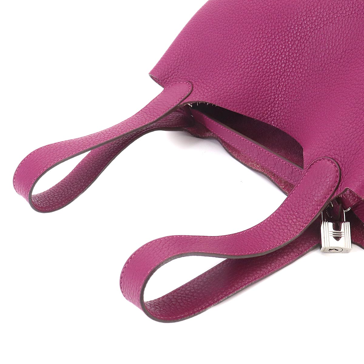 Picotin Lock 22 MM Hand Bag Taurillon Clemence Tosca