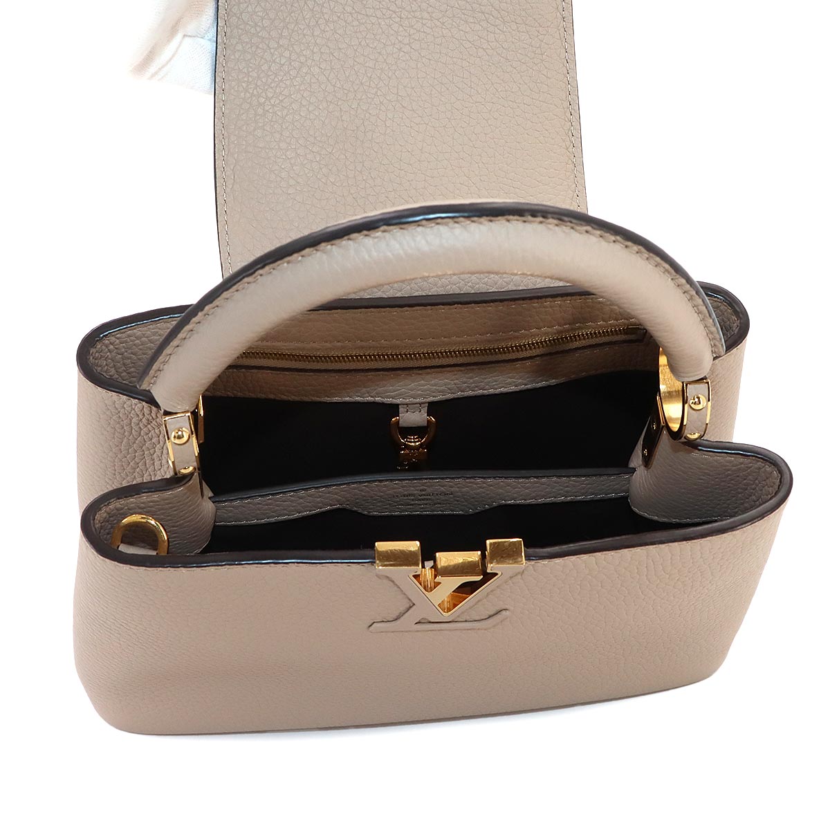 Capucines BB Hand Shoulder Bag Taurillon Leather Galet