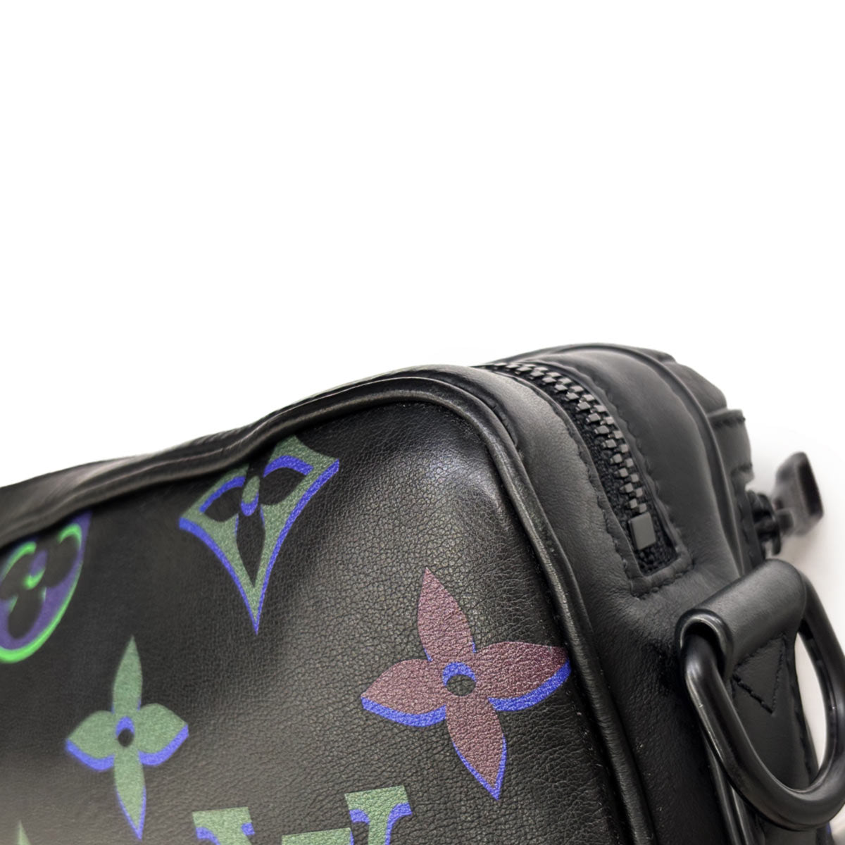 Comet Messenger PM Shoulder Bag Leather Black M22495