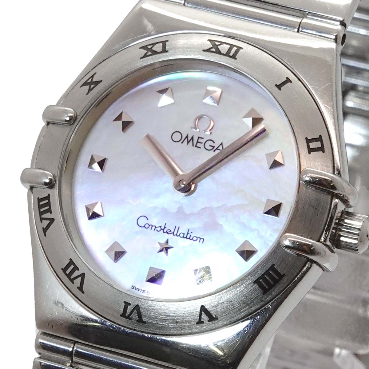 Constellation 1571.71 Quarts White Shell Dial Ladies Watch