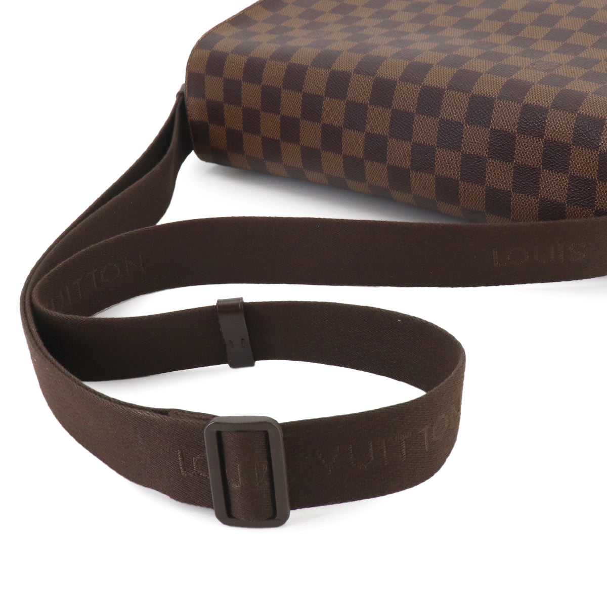 Damier Shelton MM Shoulder Bag Ebene N41149 Purse