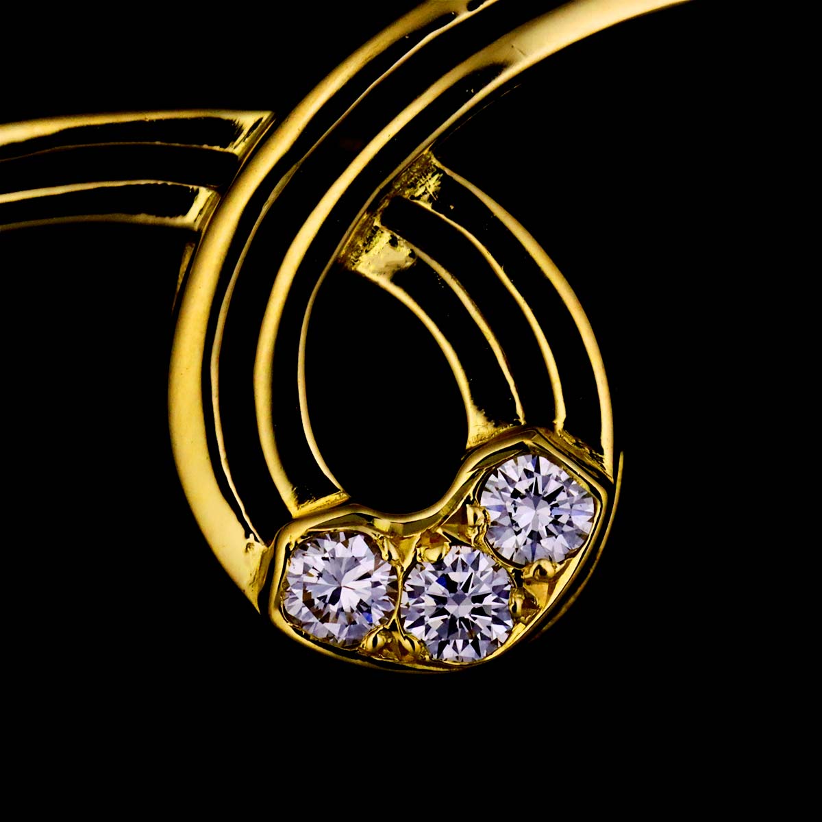 Diamond Necklace 18K Yellow Gold 750