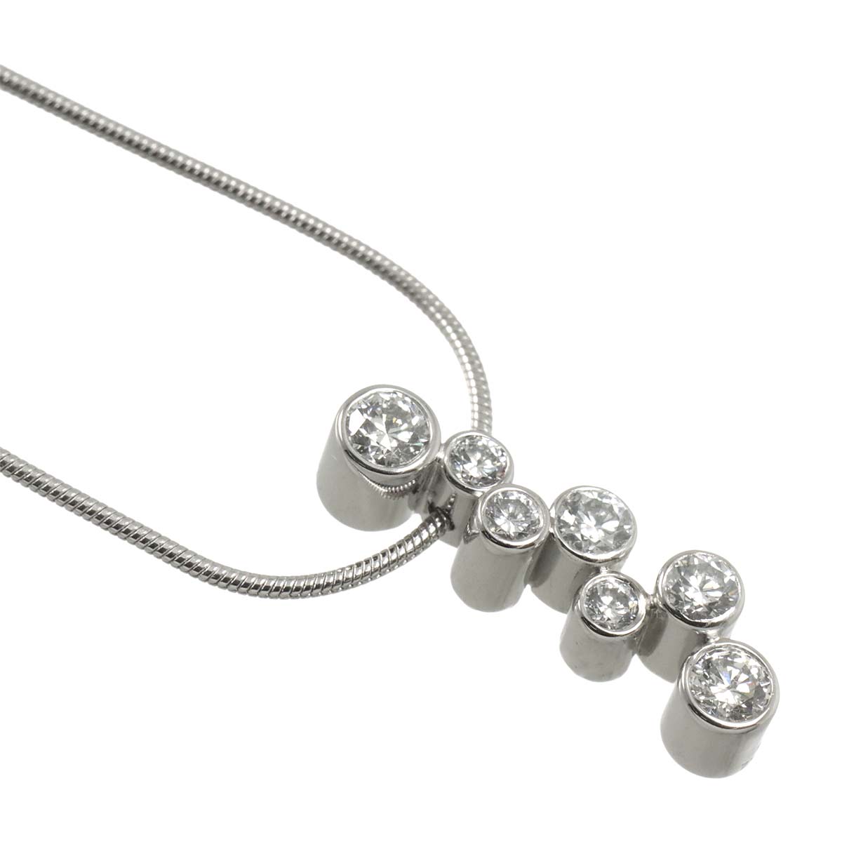 Diamond Necklace 18K White Gold 750