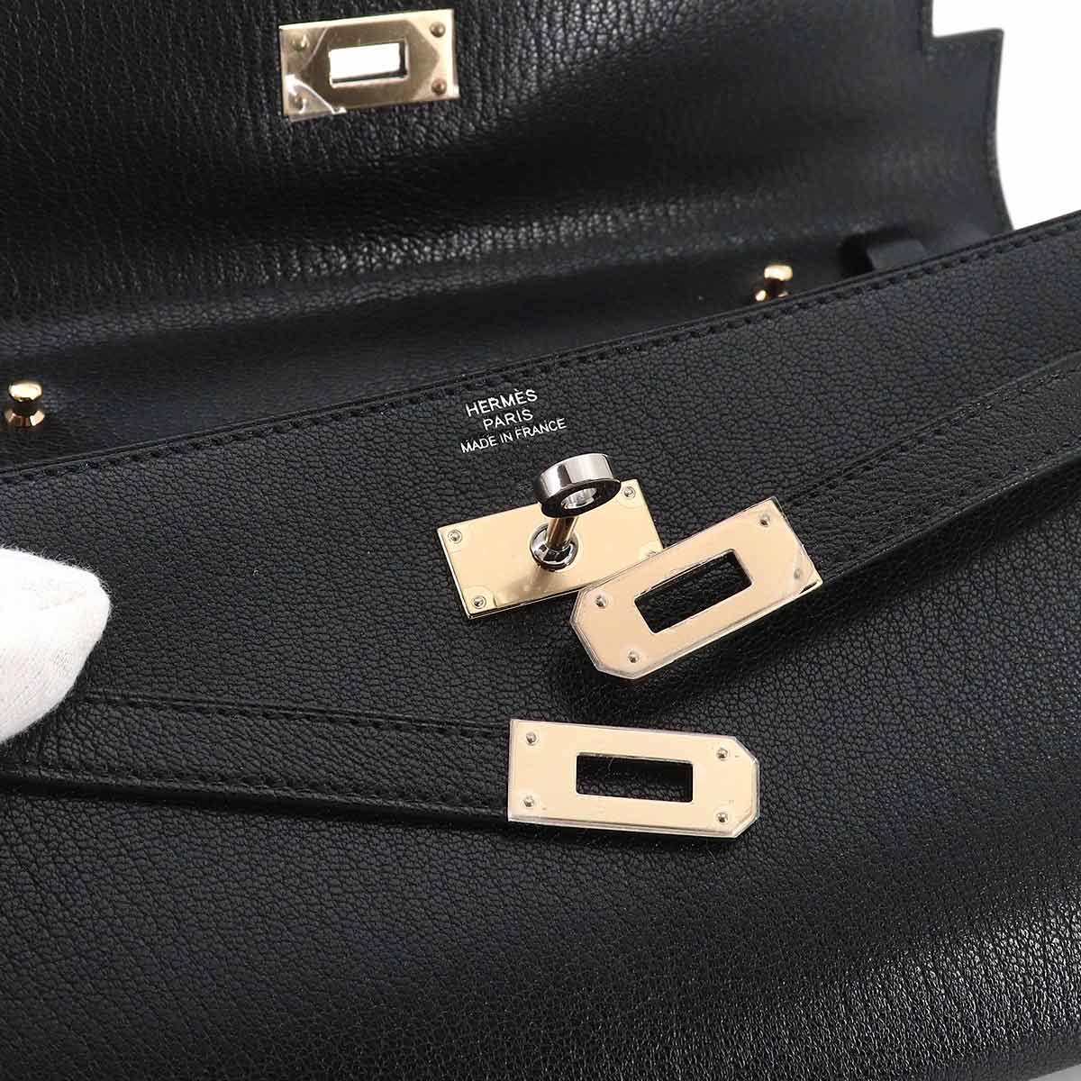 Kelly To Go Shoulder Wallet Chevre Chamkila Black Purse