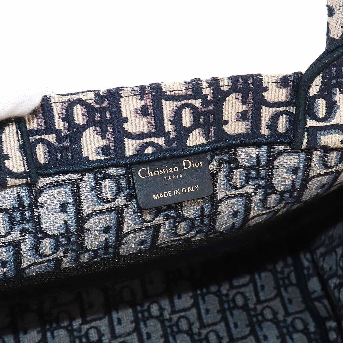 Oblique Book Tote Medium Bag Canvas Navy M1296ZRIW