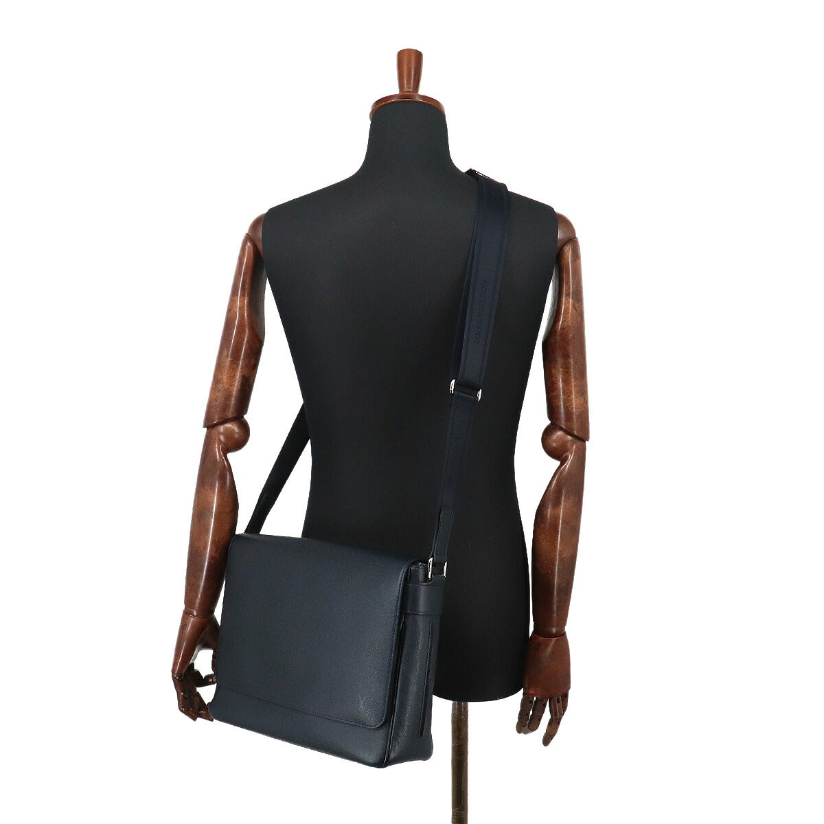Taiga Roman MM Shoulder Bag Leather Navy Purse