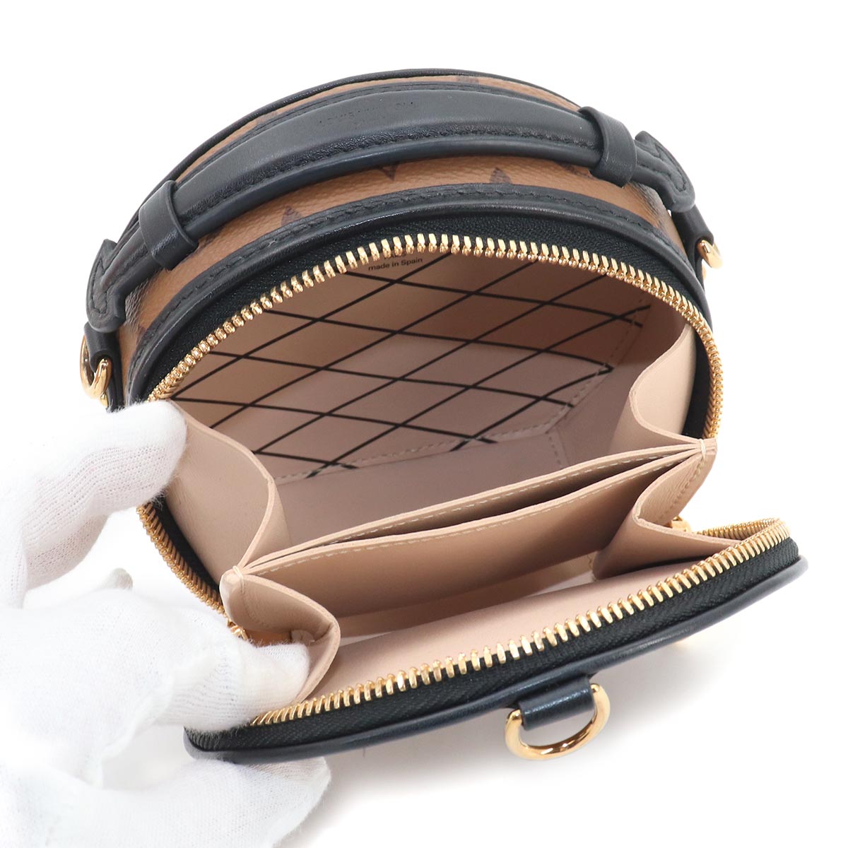 Monogram Reverse Mini Boite Chapeau Shoulder Bag M68276