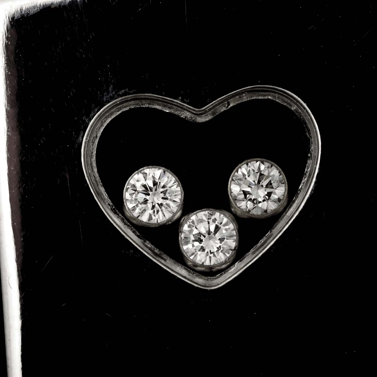 Happy Diamond Necklace 18K White Gold 750