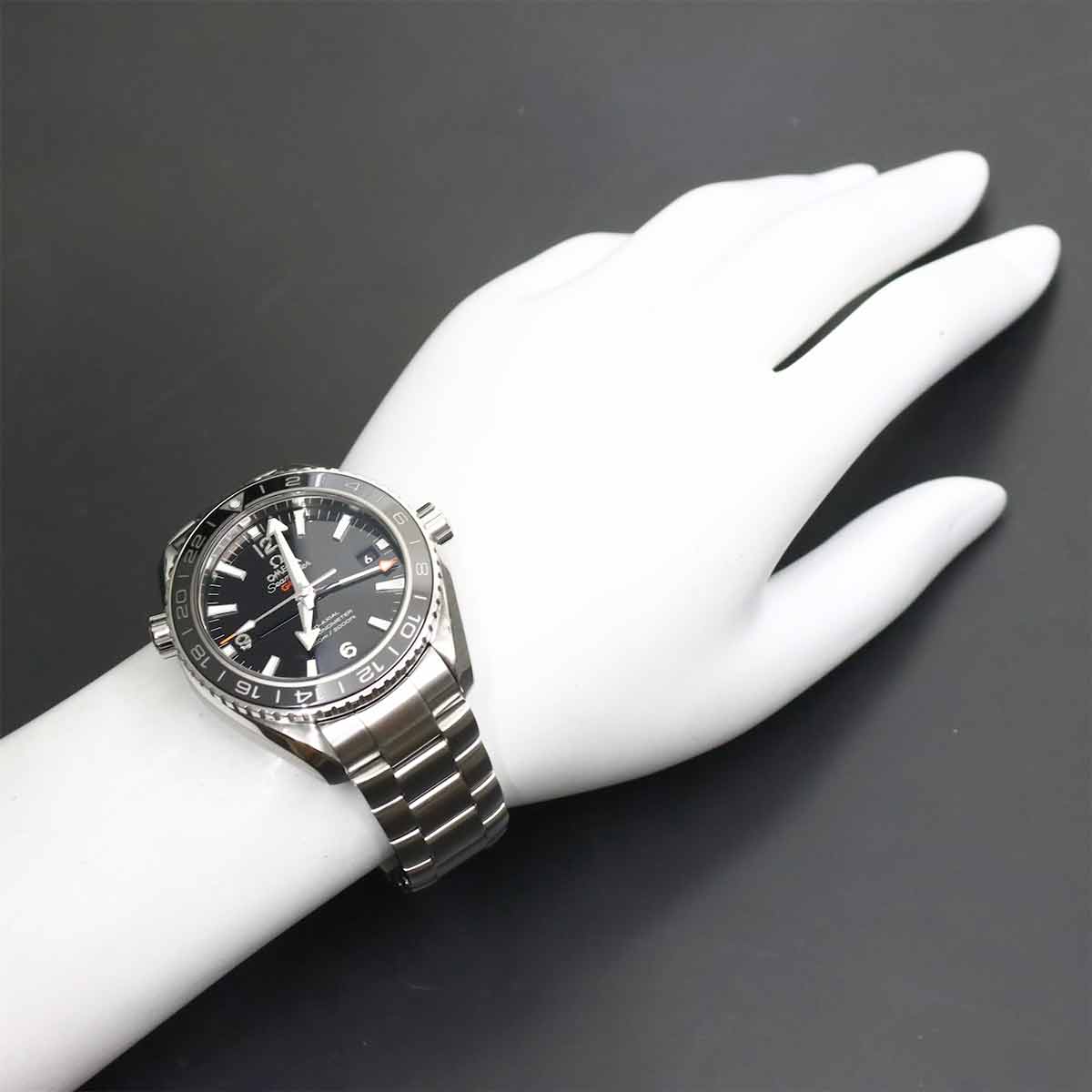 Seamaster Planet Ocean 600M GMT 232 30 44 22 01 001 Black Dial