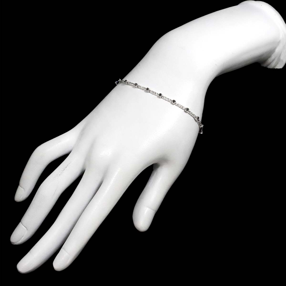 Diamond 0.54ct BlackDiamond 0.56ct Bracelet 18K K18 WG White Gold 750
