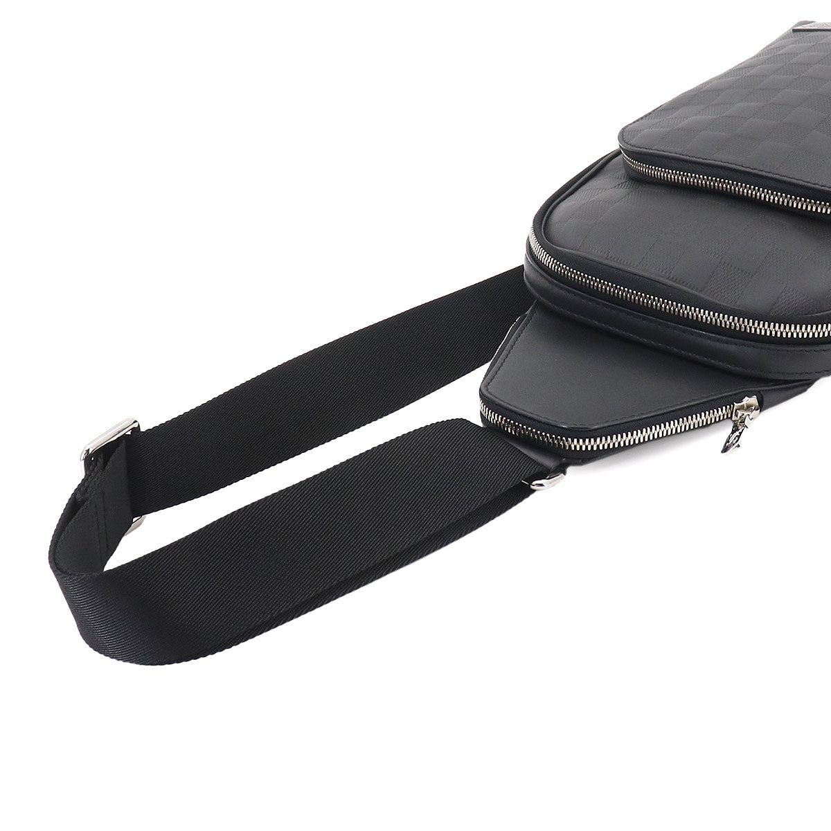Damier Infini Avenue Sling Bag Crossbody Bag Black N45303