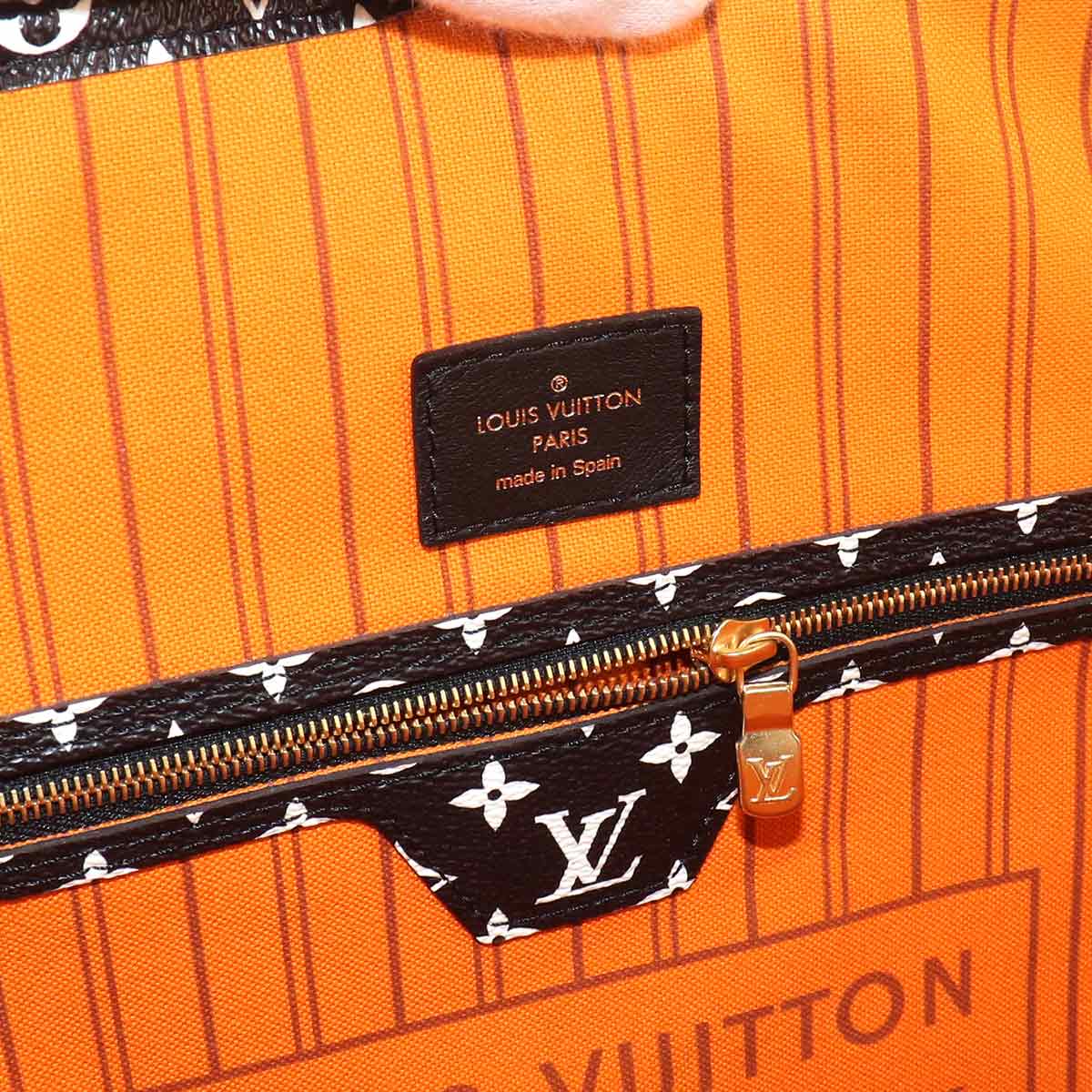 Monogram Jungle Neverfull MM Noir M44676 Purse