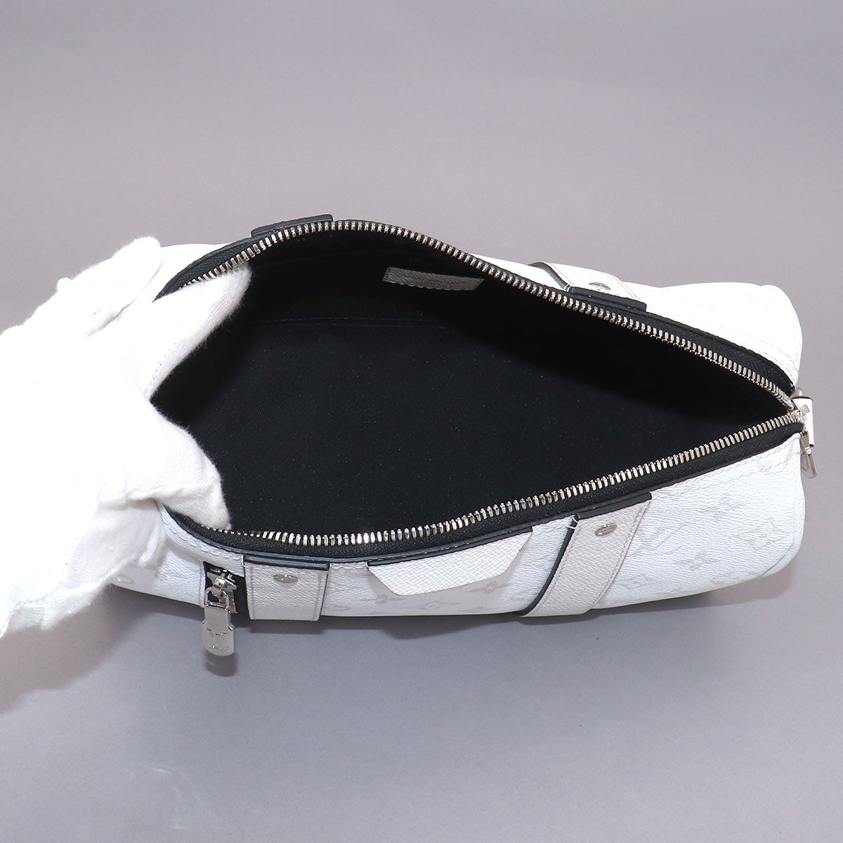 Taigarama City Keepall Shoulder Bag Optic White M27644