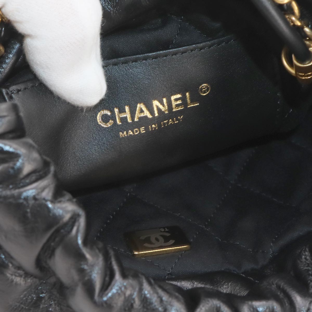 CHANEL 22 Mini Chain Hand Shoulder Bag Leather Black AS3980 Purse